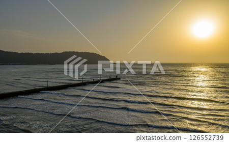Haraoka Pier and the sea in the setting sun (Minamiboso City, Chiba Prefecture) Haraoka Pier and the sea in the setting sun (Minamiboso City, Chiba Prefecture) 126552739