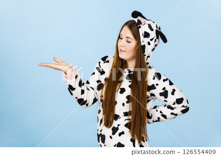 Woman wearing pajamas cartoon open hand 126554409