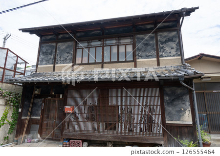 An old and very beautiful building in Murozu, Tatsuno City, Hyogo Prefecture, Japan 126555464