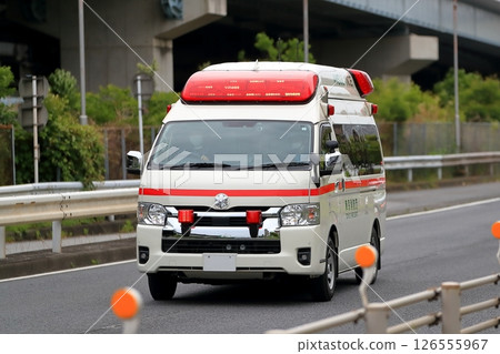 ambulance  126555967
