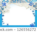 藍色繡球花、飛燕草和蕾絲的透明框架 126556272