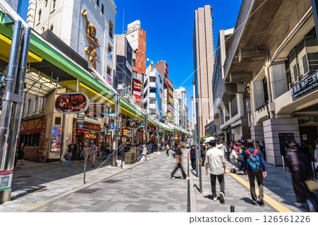 兵庫縣神戶市中央區黃金週期間的三喜多街 126561226