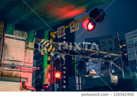 夜間路障:馬道交叉口(代代木站) 夜間路障:馬道交叉口(代代木站) 126562408