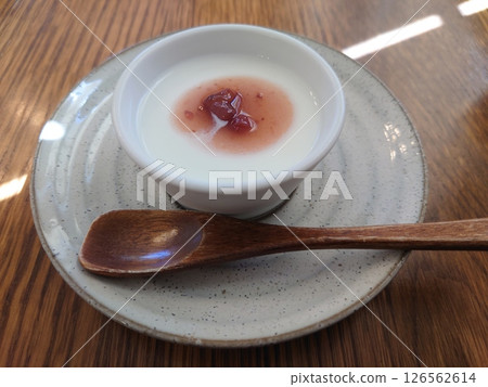 Delicious dessert: Milk pudding 126562614