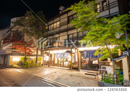 Kusatsu Onsen: Night view of Sainokawara Street Kusatsu Onsen: Night view of Sainokawara Street 126563888