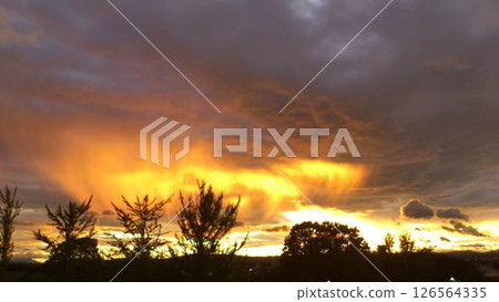 夕陽西下的港灣 夕陽西下的港灣 126564335