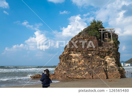 [稻佐海灘與人] 126565480