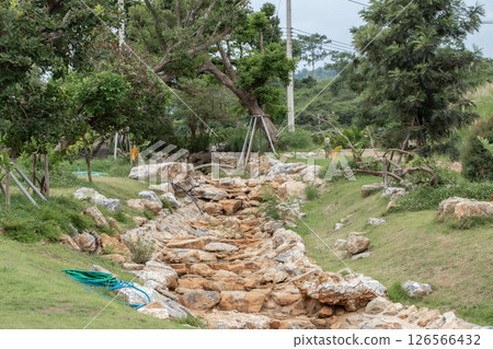 Accidents and Disasters, Agricultural Machinery, Agriculture, At The Edge Of, Beauty Accidents and Disasters, Agricultural Machinery, Agriculture, At The Edge Of, Beauty 126566432