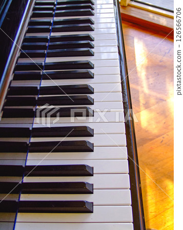 Grand Piano Keayboard 126566706