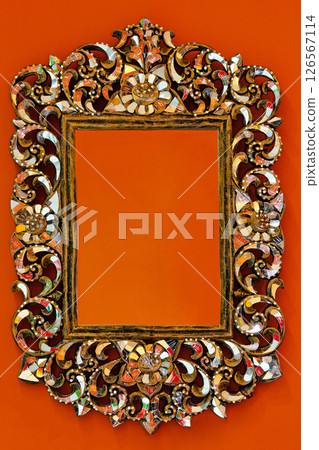 Frame Frame 126567114
