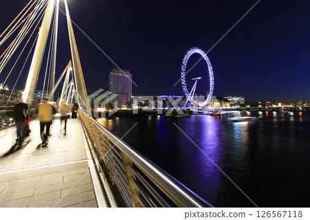 Bridge London eye 126567118