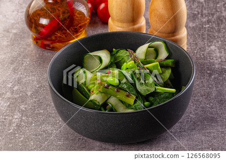 Vegetarian green salad with asparagus and avocado Vegetarian green salad with asparagus and avocado 126568095