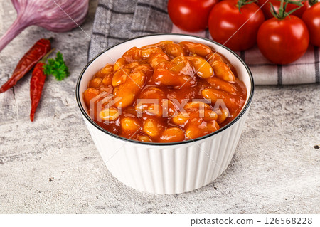 Baked kidney with tomato sauce Baked kidney with tomato sauce 126568228