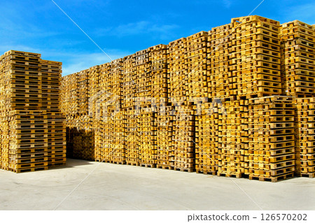 Pallet storehouse 126570202