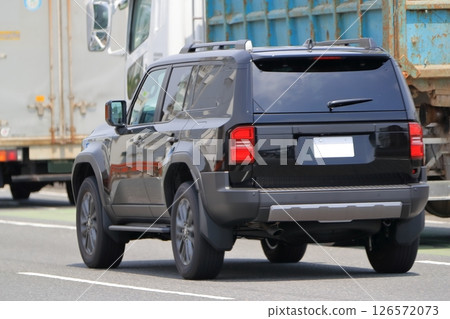 Domestic SUV vehicle 126572073