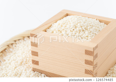 Close-up of sticky rice in a wooden box 126574485