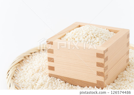 Close-up of sticky rice in a wooden box 126574486