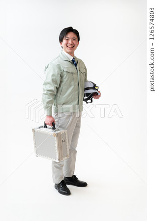 工作服的男工程師 工作服的男工程師 126574803