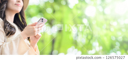 旅行的女人的肖像 126575027