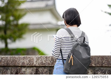 Portrait of a woman traveling 126575053