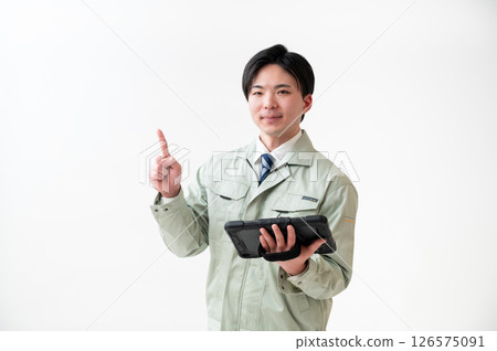 Male engineer in work clothes 126575091