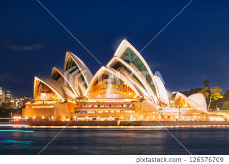 從米爾森角 (Milsons Point) 眺望雪梨歌劇院 126576709