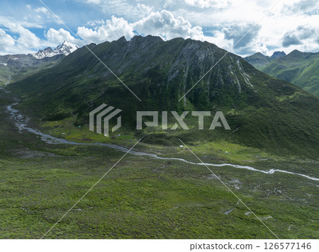 Aerial view of beautiful high altitude forest mountain landscape 126577146