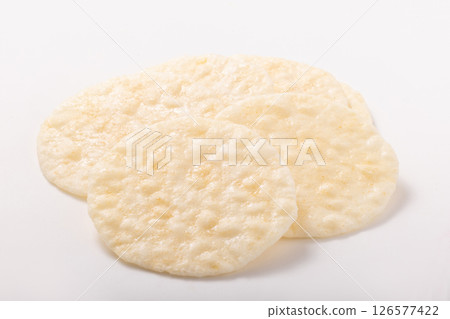 [Toyama Prefecture] White shrimp crackers 126577422