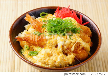 Shrimp rice with bonito 126577517