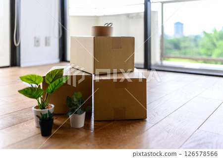 Moving 126578566