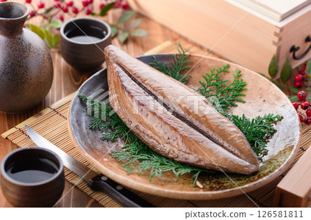 鰹魚乾(katsuo no namaribushi) 鰹魚乾(katsuo no namaribushi) 126581811