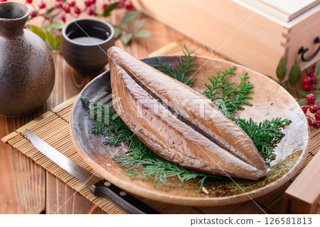 鰹魚乾（katsuo no namaribushi） 126581813