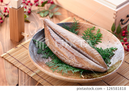 鰹魚乾（katsuo no namaribushi） 126581818