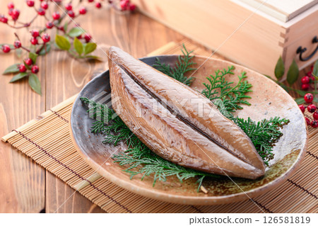 鰹魚乾（katsuo no namaribushi） 126581819