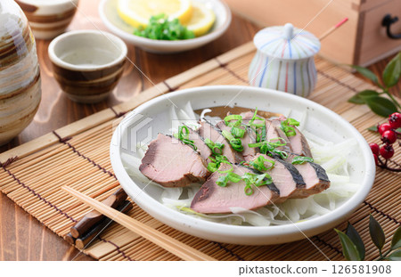 鰹魚乾切片 126581908