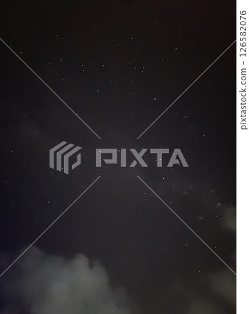 仰望星空 126582076