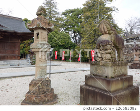 Matsue Shrine, dedicated to Matsudaira, the feudal lord of the Matsue domain, who was relocated to the Ninomaru area of Matsue Castle. Matsue Shrine, dedicated to Matsudaira, the feudal lord of the Matsue domain, who was relocated to the Ninomaru area of Matsue Castle. 126583092
