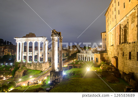 義大利羅馬美麗的夜景 義大利羅馬美麗的夜景 126583689