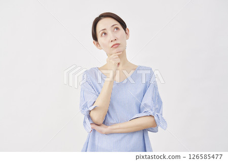 Female thinking white background Female thinking white background 126585477