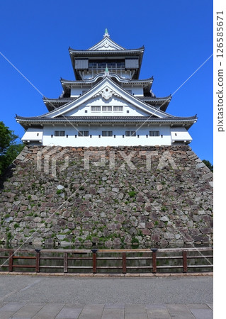 從小倉城歷史路徑看到的天守閣(福岡縣北九州市) 從小倉城歷史路徑看到的天守閣(福岡縣北九州市) 126585671