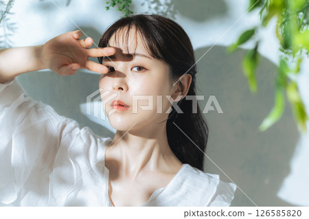 Female beauty and skin care image 126585820