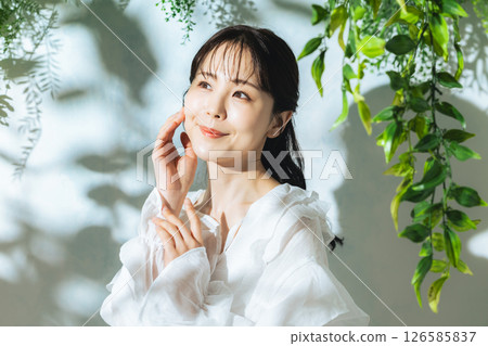 女性美容護膚形象 女性美容護膚形象 126585837