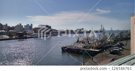 Kushiro River and Port Kushiro River and Port 126586761