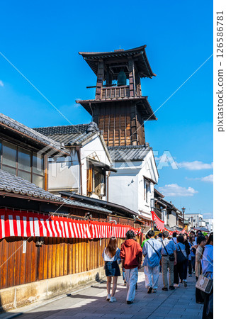 【埼玉縣】時之鐘是川越的象徵，矗立在倉庫林立的街道上 126586781