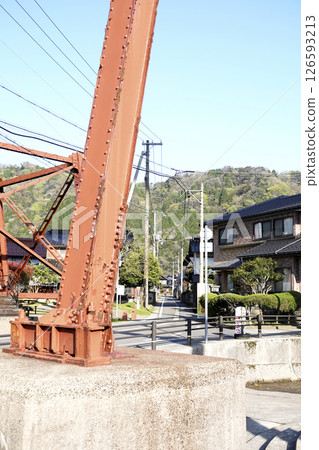 Exhibits from the bridge piers of the old Amarube Bridge 126593213