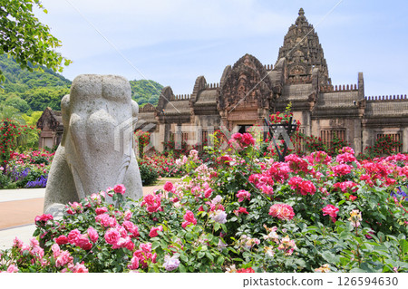 Reoma Flower World: Rose garden in full bloom Reoma Flower World: Rose garden in full bloom 126594630