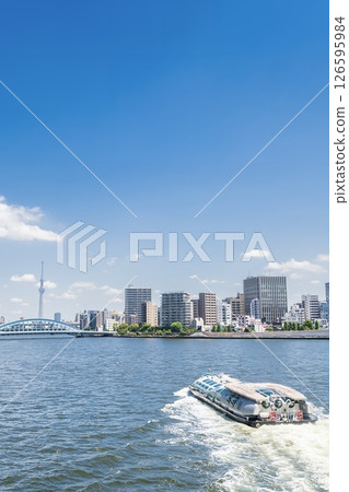 「東京」永泰橋和東京晴空塔 126595984