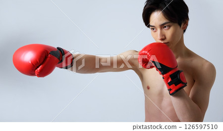 一名男拳擊手的形象 126597510