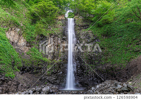 Tamadare Falls 126598904
