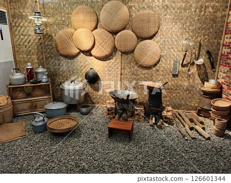 Some traditional Indonesian kitchen equipment is located in the Bank Indonesia Museum complex. 126601344